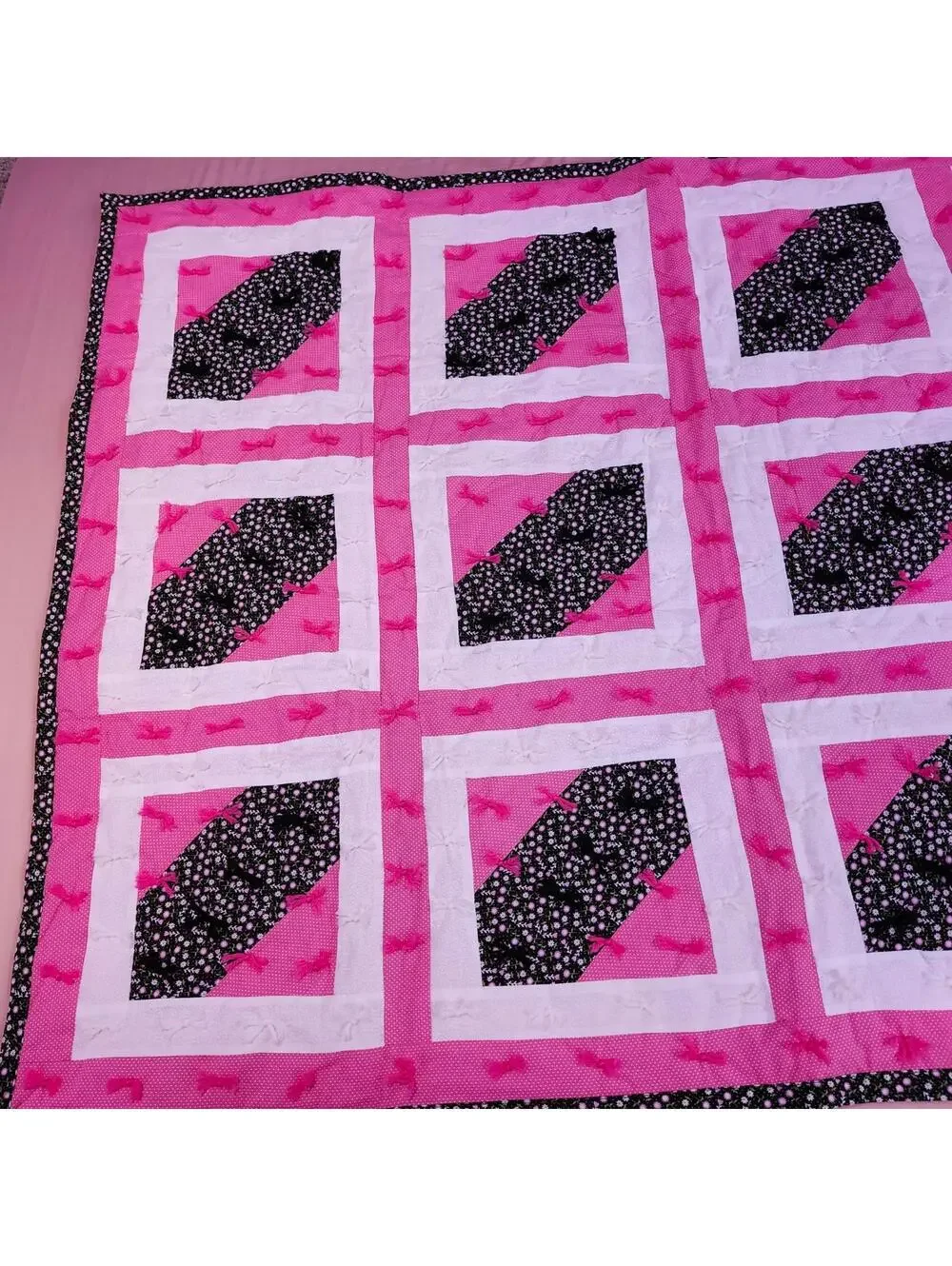 NEW Handmade Pink & Black Floral Quilt 43 x 58 Inch